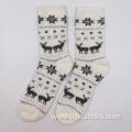 Classical deer feather yarn cosy socks